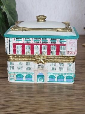 Macy's Ceramic Trinket Box in White, Teal & Gold Accents year 2000